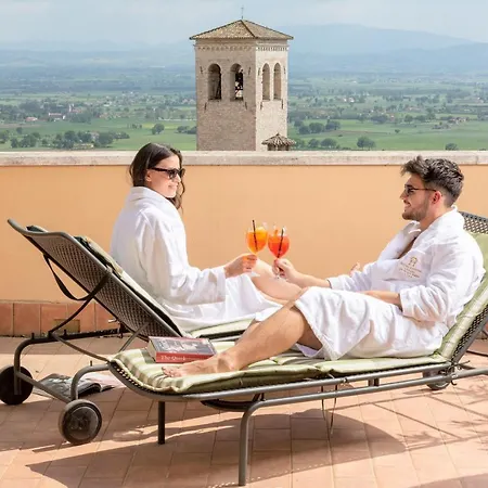 Giotto & Ξενοδοχείο Ασίζη