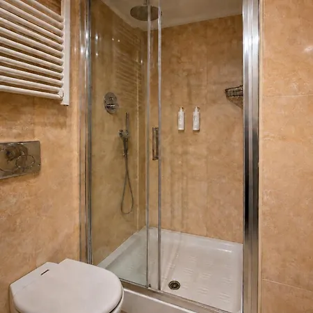 Giotto & Hotel 4*